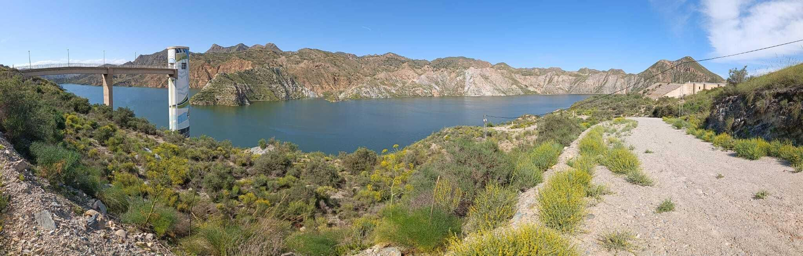 Así se encuentra el embalse de Cuevas del Almanzora tras dos meses intentos de lluvias.