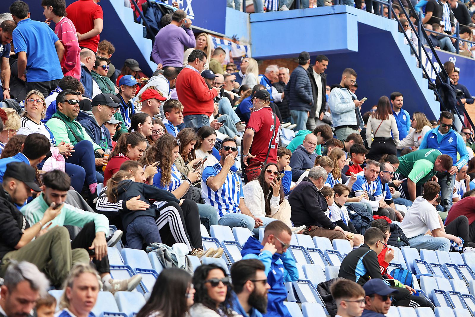 Ambiente en las gradas del Recreativo de Huelva vs AD Ceuta FC