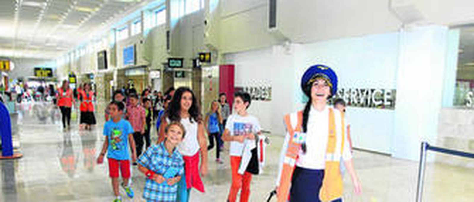 Aviones de Lego y aterrizajes verdes en el Federico García Lorca