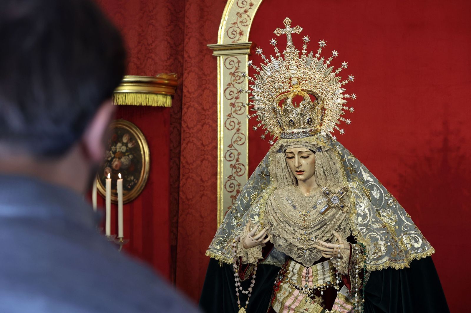 Imágenes de los besapiés y besamanos del Primer Domingo de Cuaresma en Jerez