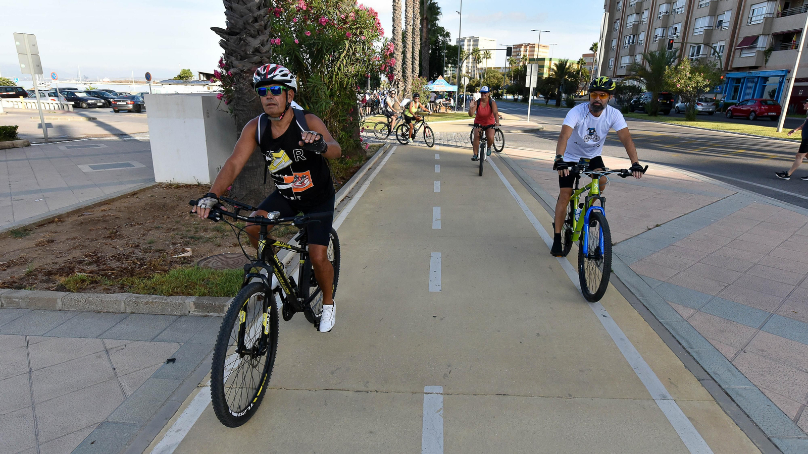 Marcha en bicicleta por la Semana de la Movilidad en La Línea, en imágenes