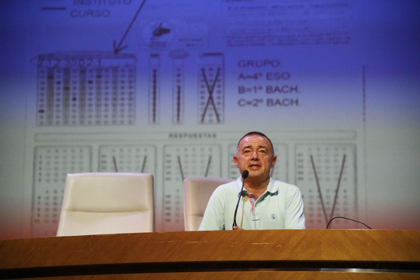 La IX Edición del concurso en resolución de problemas matemáticos Indalmat de Almería, en imágenes