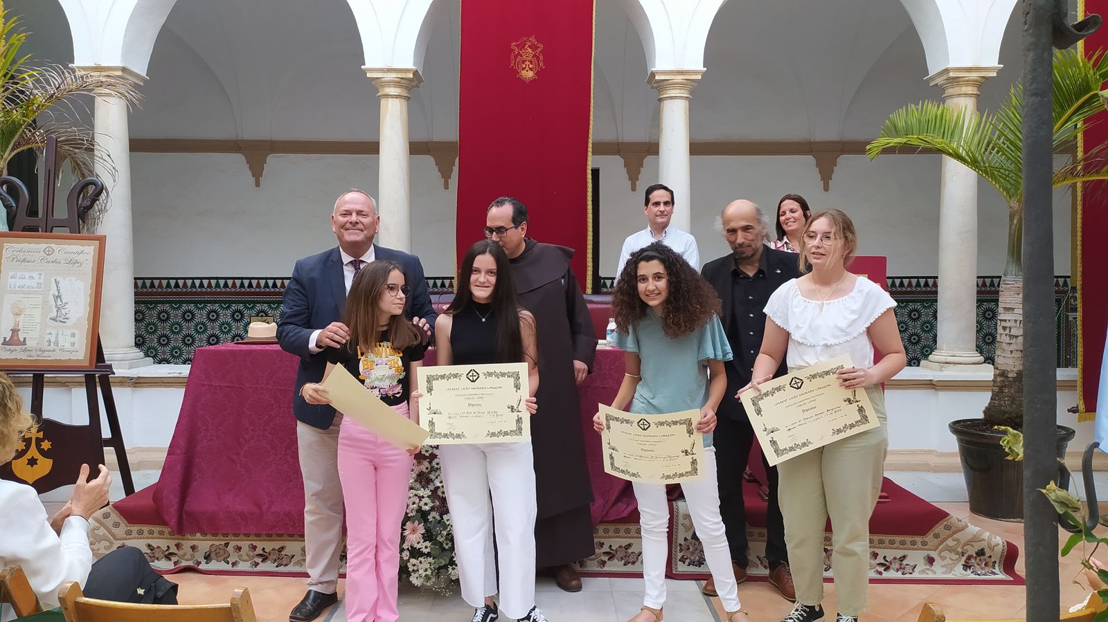 Entrega de premios del certamen Profesor Carlos López.