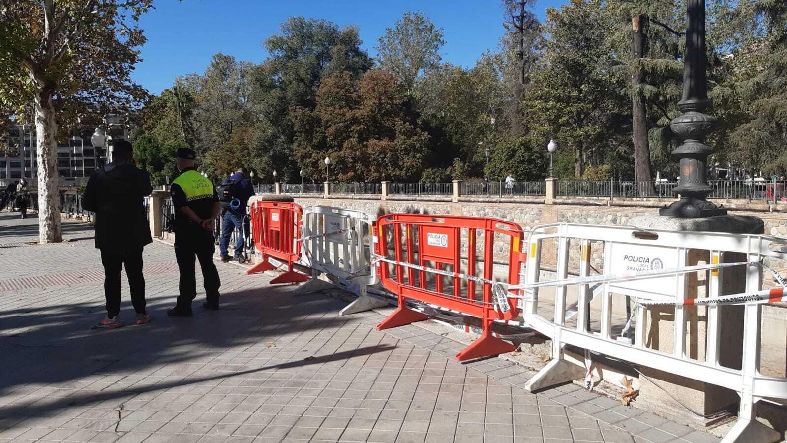 Zona del Genil por donde cayó el coche.