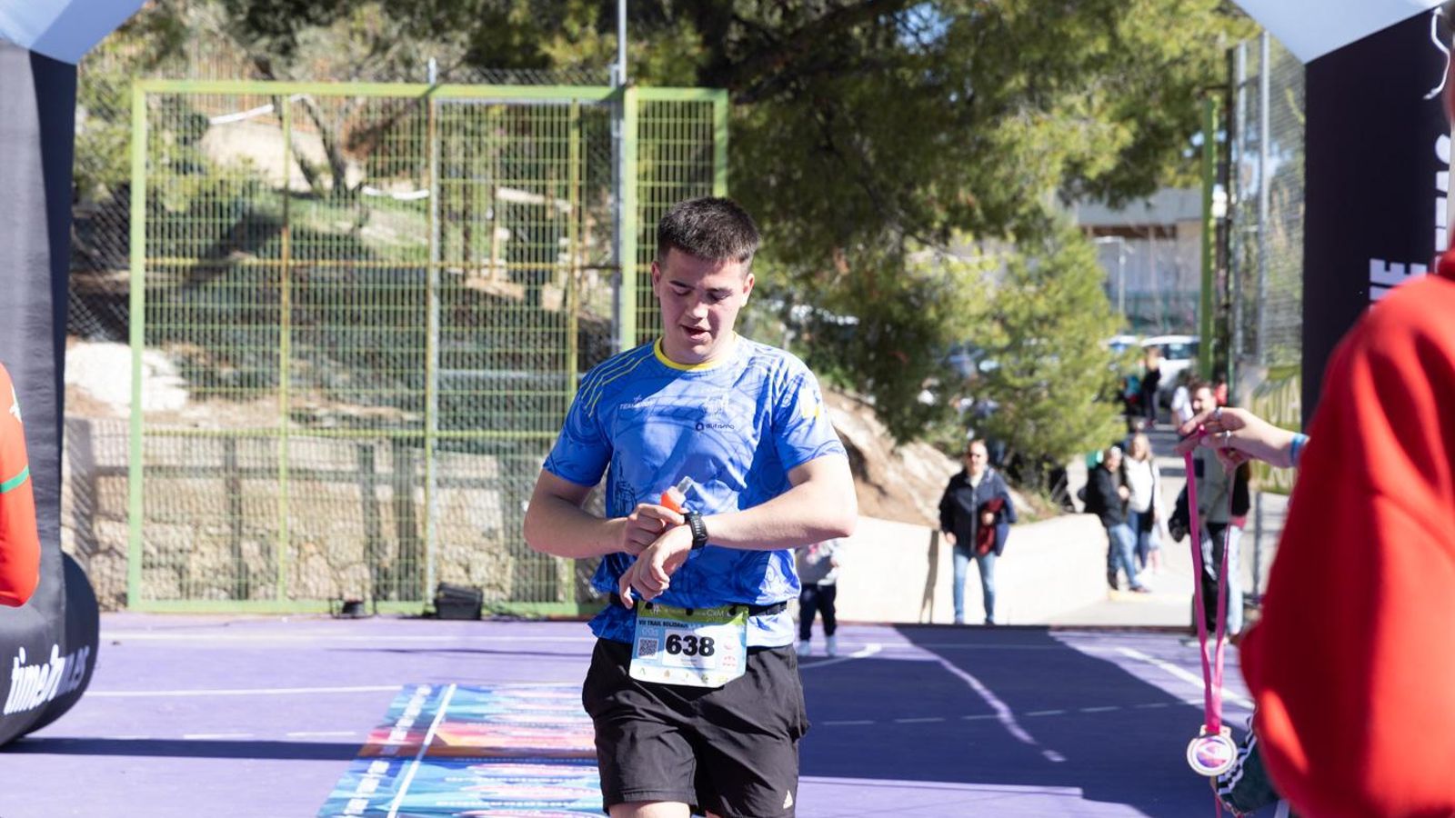En imágenes: kilómetros para la esperanza de Celia en el CxM Trail Solidario IES Fuente de la Peña (I)