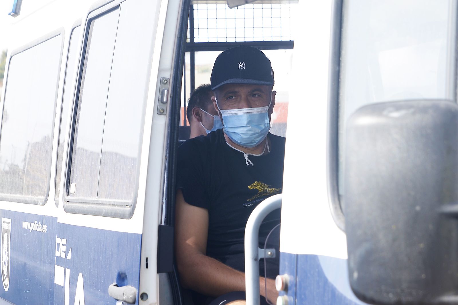 Fotos del desembarco del Denebola de Salvamento Marítimo