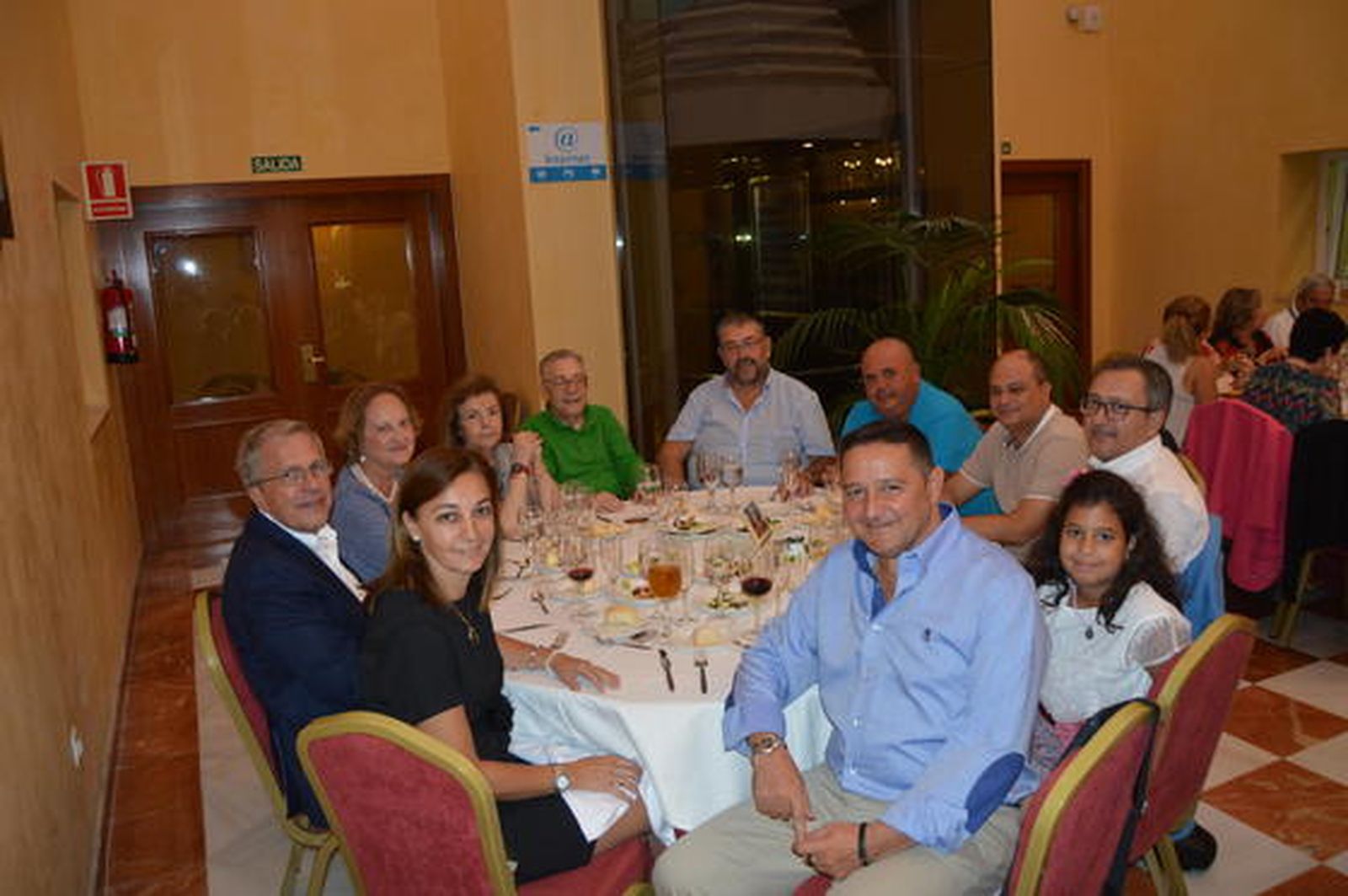 Juan Laluz, Margarita García, Carlos Urquiza, Manoli Jiménez, Encarnita Augustín, Carlos Peromat, Elías Velo, Antonio Peña, José María Rodríguez y Manuel Botella.

Foto: Ignacio Casas de Ciria