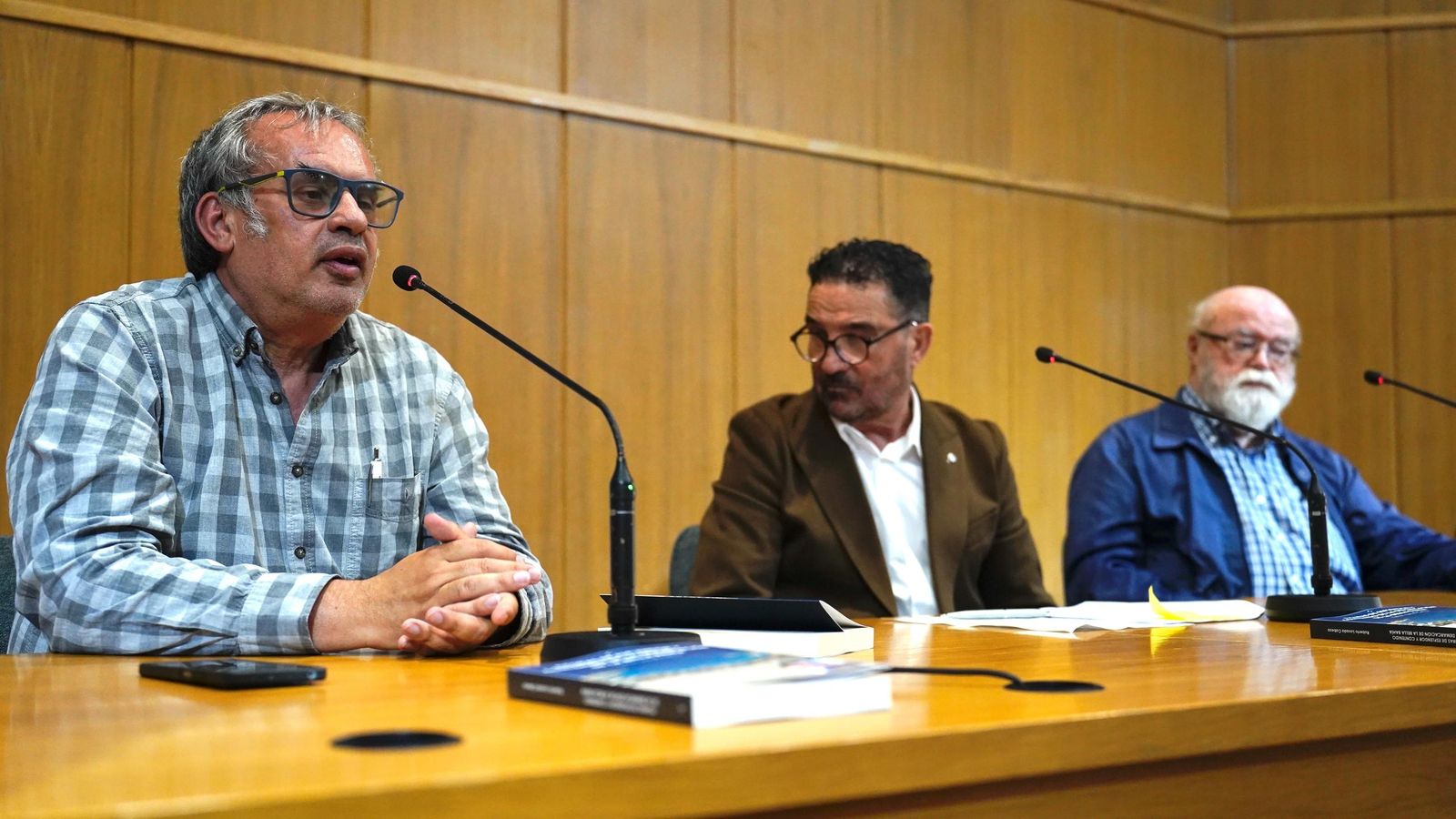 Fotos de la presentación del libro de Roberto Losada en el Auditorio Millán Picazo