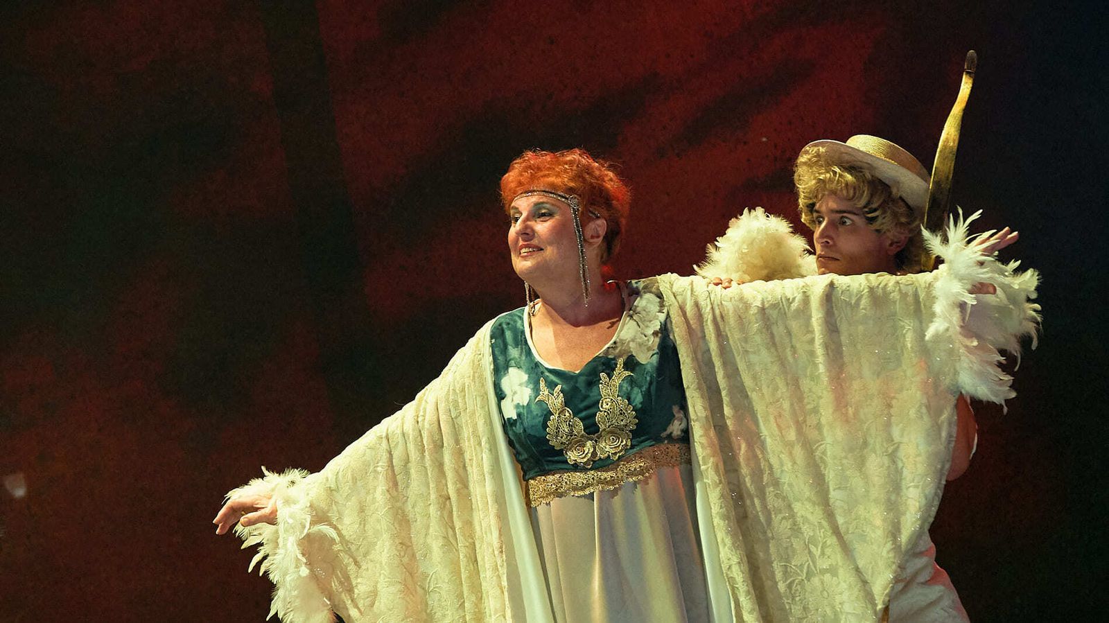 Teté Delgado y Mario Alberto Díez, durante la representación de 'El amor enamorado'.