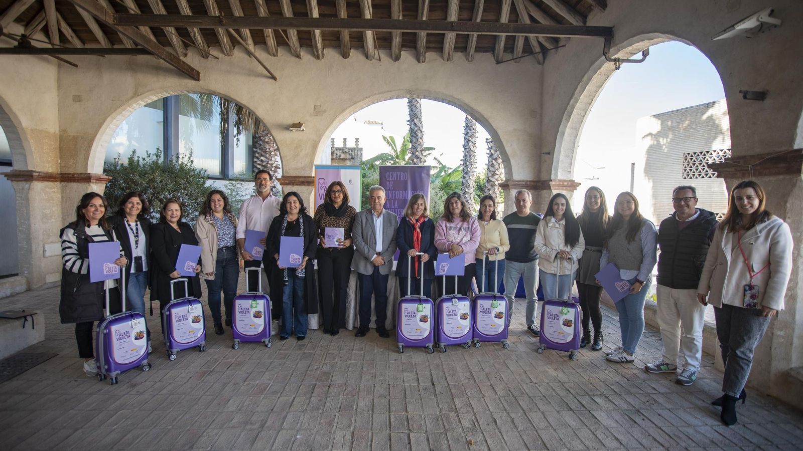 Presentación de la campaña integral contra la violencia de género en Almonte.