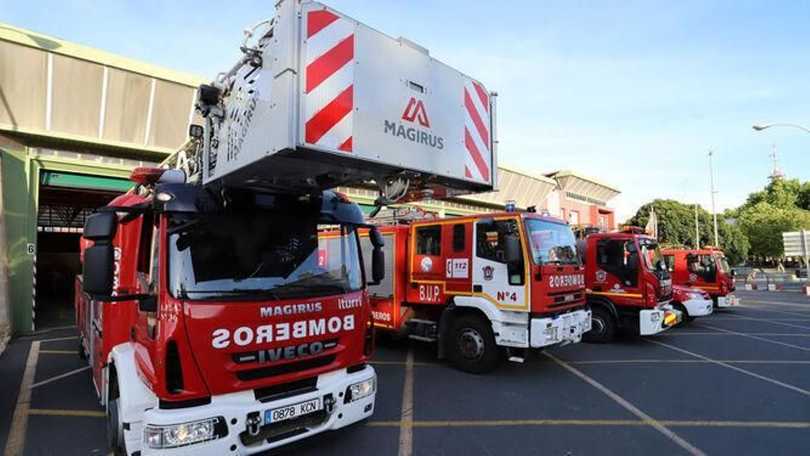 Parque de bomberos en la calle Cervantes de la capital Parque de bomberos en la calle Cervantes de la capital
