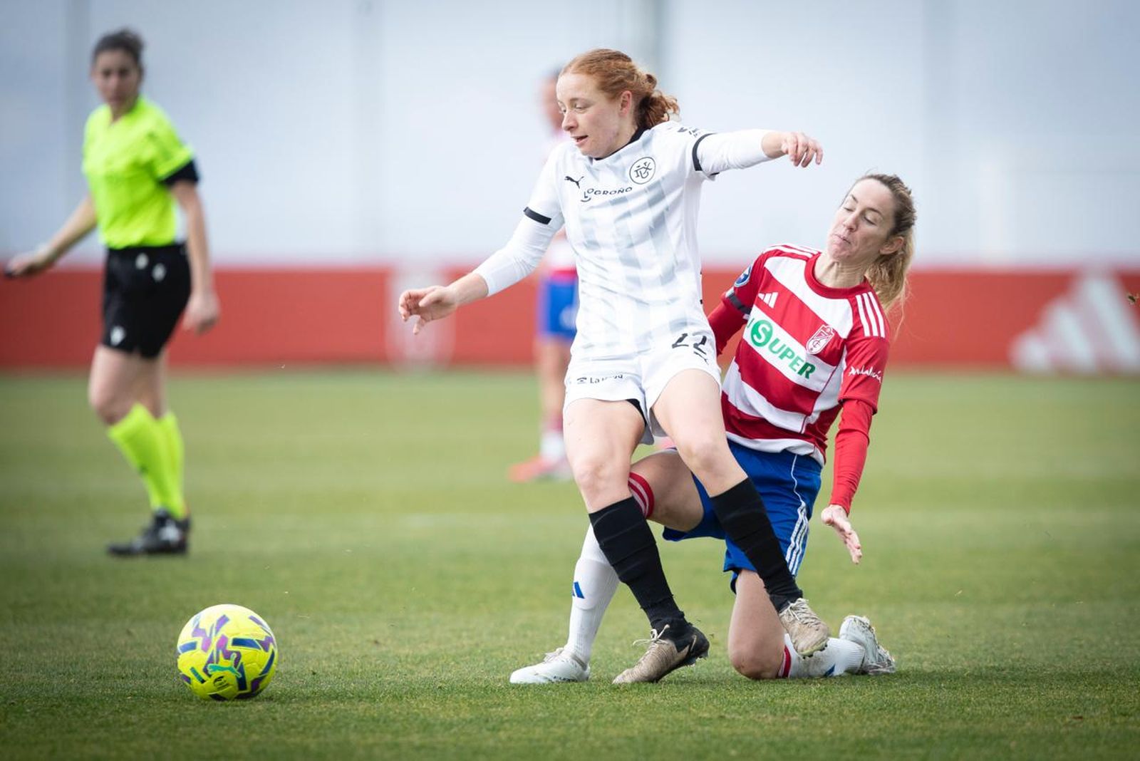 Las mejores imágenes del Granada Femenino-Dux Logroño