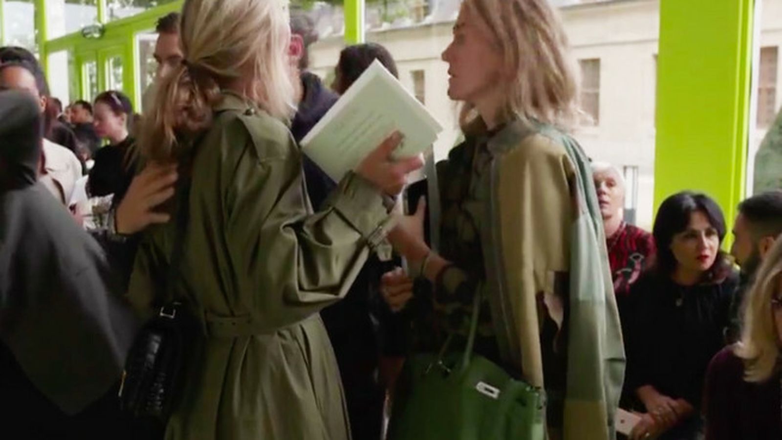 Marta Ortega, a su llegada al desfile de Valentino en París.