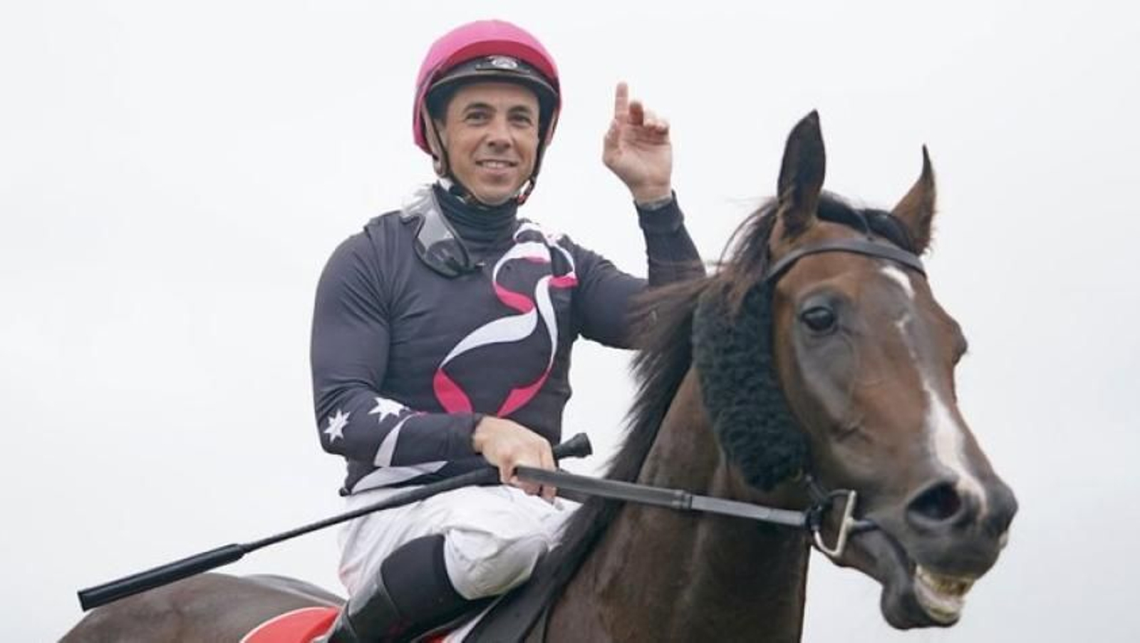 Muere un jinete tras caer de su caballo en una carrera en Australia