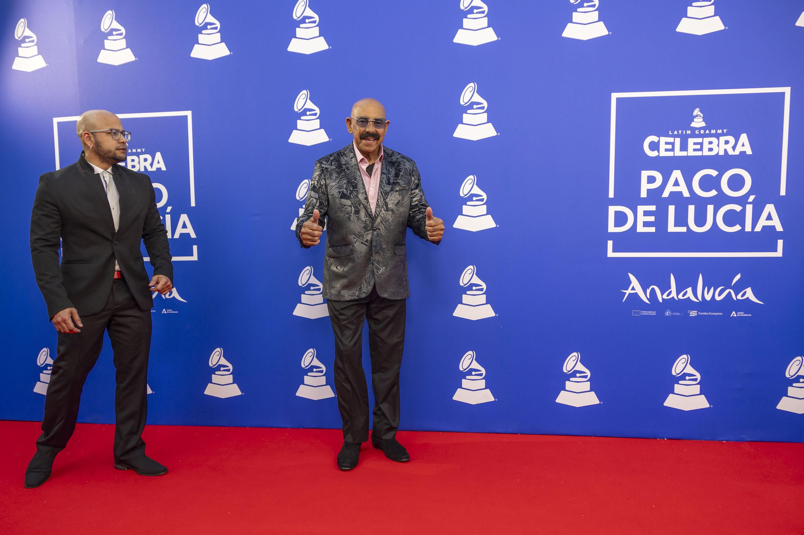 Las imágenes de la alfombra roja en el Falla con el homenaje de los Latin Grammy a Paco de Lucía