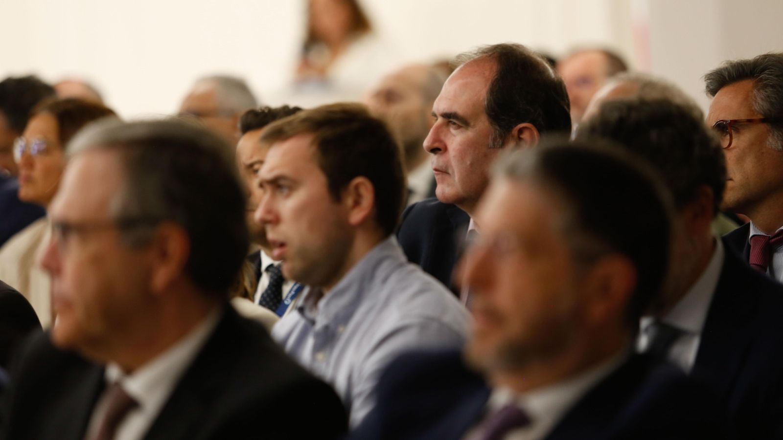 Fotos del Desayuno Coloquio de Europa Sur y el Propeller Club de Algeciras con Benito Núñez Quintanilla