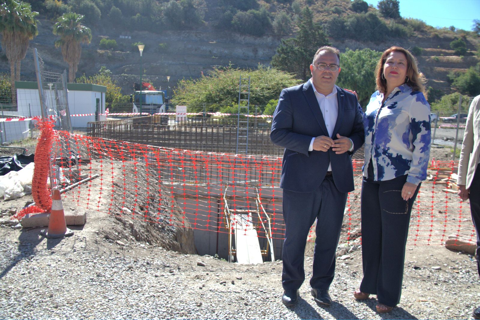 Crespo visita las obras de la estación depuradora de La Herradura que aportará cuatro hectómetros cúbicos para regadíos