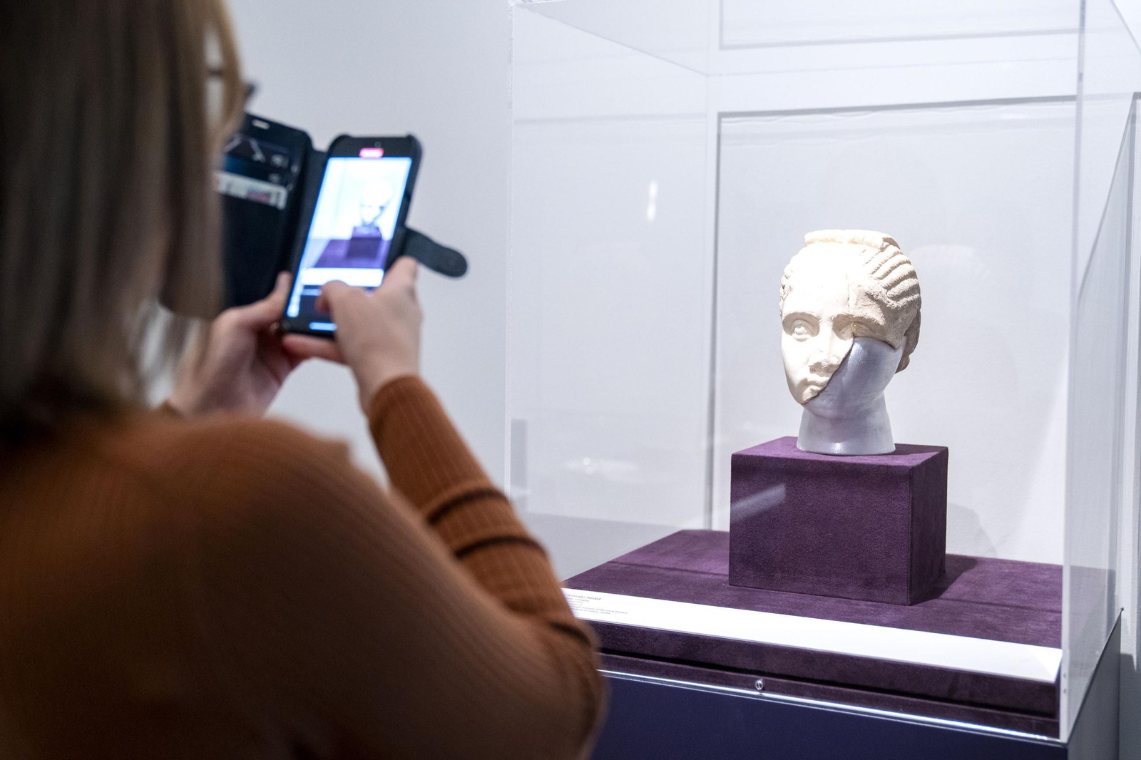 Las imágenes de la inauguración de la exposición sobre Medina Azahara en Nueva York