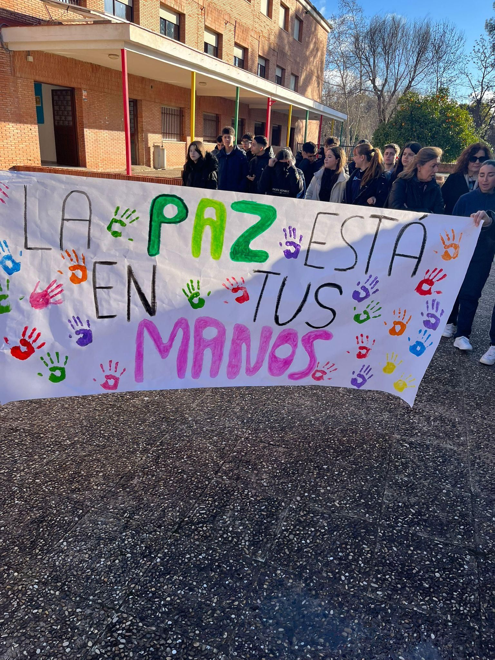 Los colegios de Córdoba celebran el Día de la Paz, en imágenes