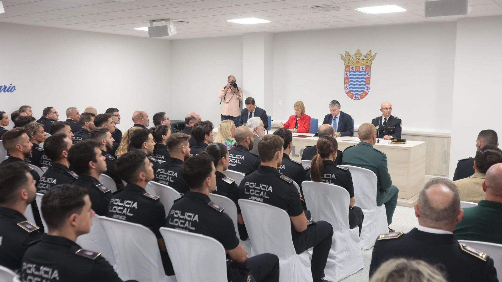 Un momento del acto de inauguración.