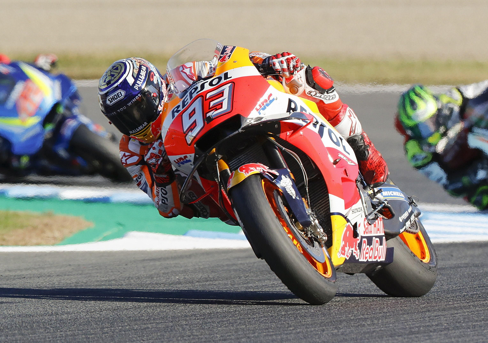 Márquez celebra su título