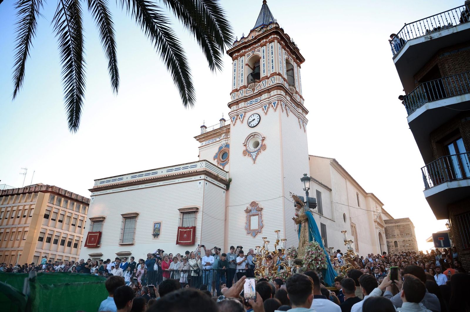 Imágenes del Rosario con la Virgen de los Ángeles