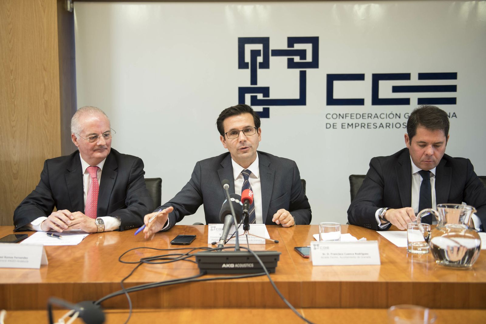 Gerardo Cuerva, presidente de la CGE, criticó al equipo de Gobierno de Granada presidido por Paco Cuenca