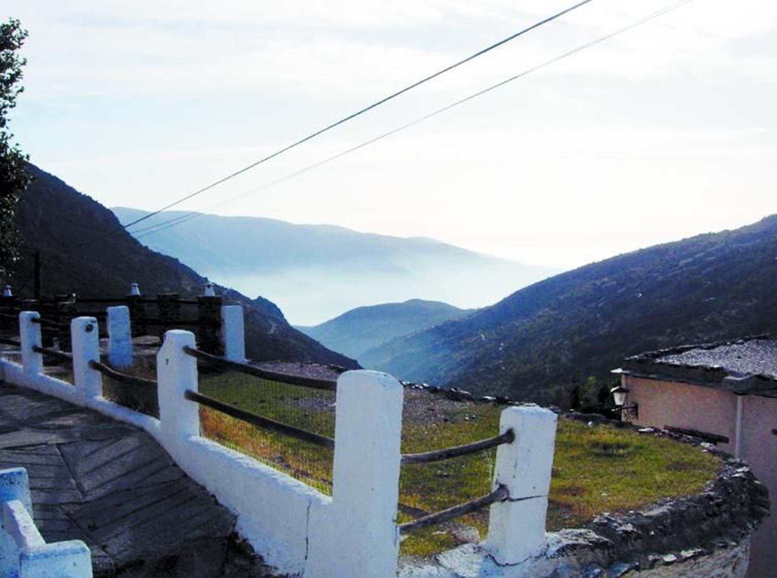 Vistas de la Alpujarra desde Busquístar, que ha registrado sus primeros casos de contagio según el Ayuntamiento