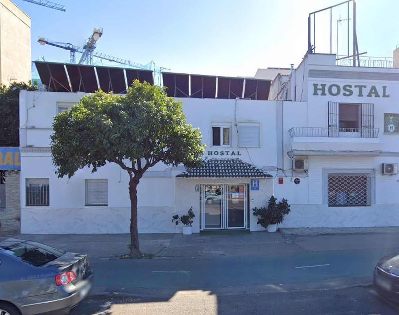 El hostal donde se produjeron los hechos.