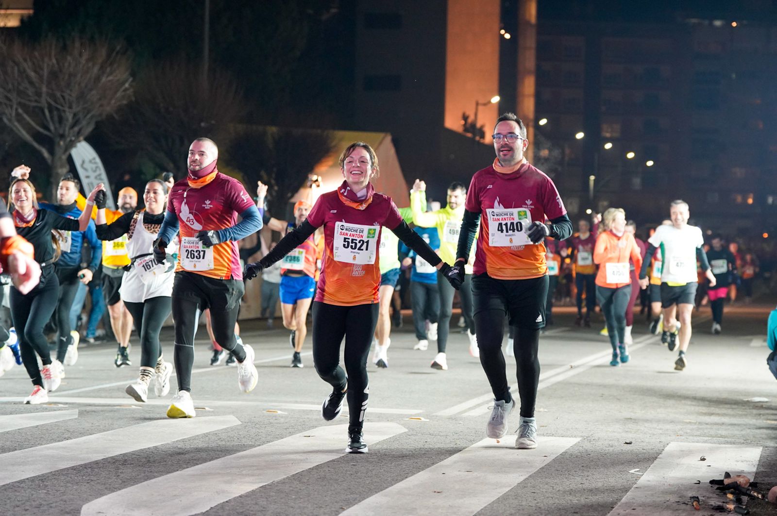 En imágenes: búscate en tu llegada a meta de la Carrera de San Antón 2026 (1)