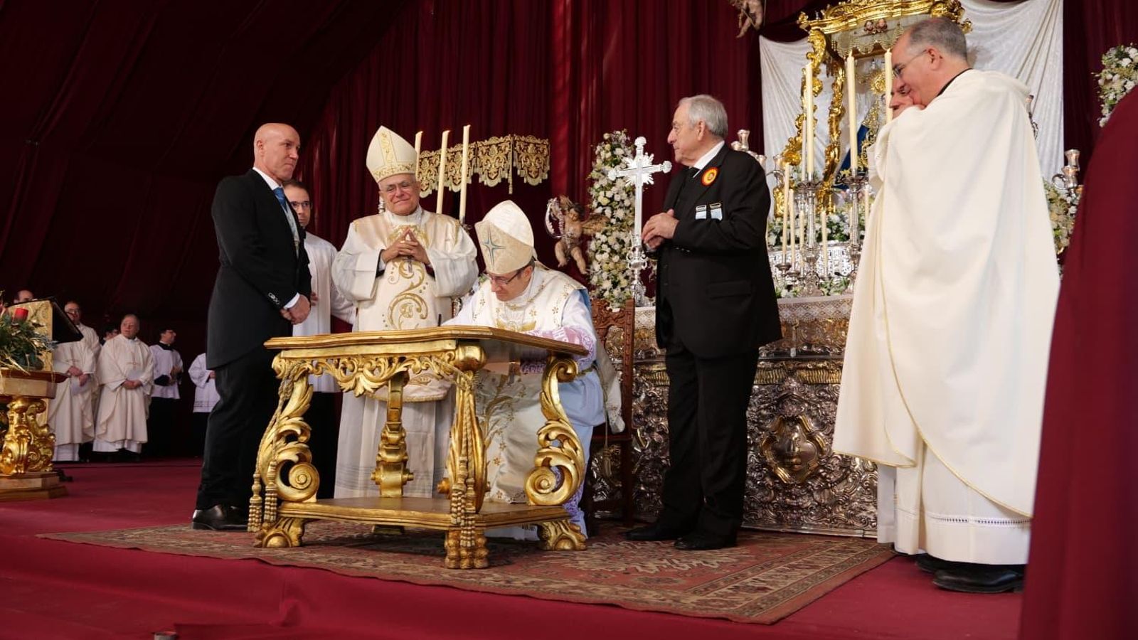 Coronación canónica de la Virgen de Luna