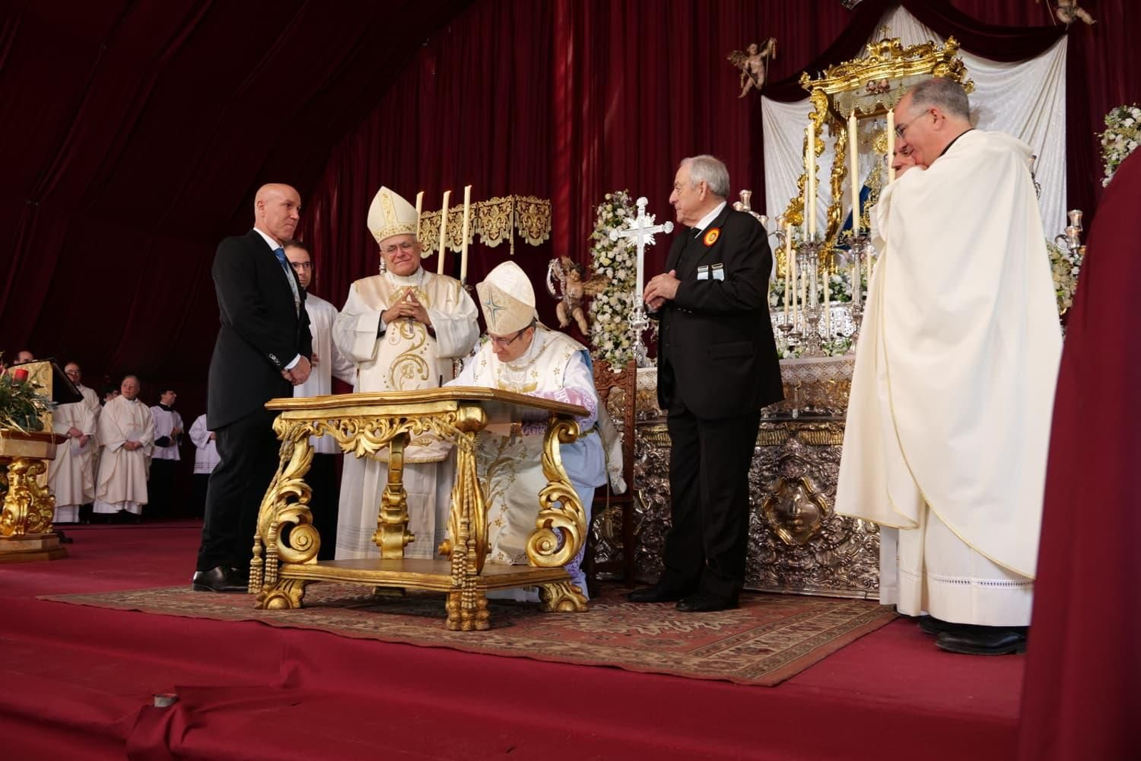 Coronación canónica de la Virgen de Luna