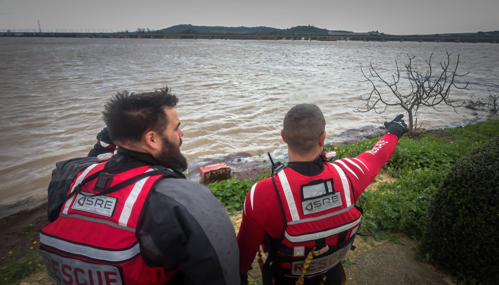 Intensa jornada en las zonas inundadas de Jerez, en imágenes