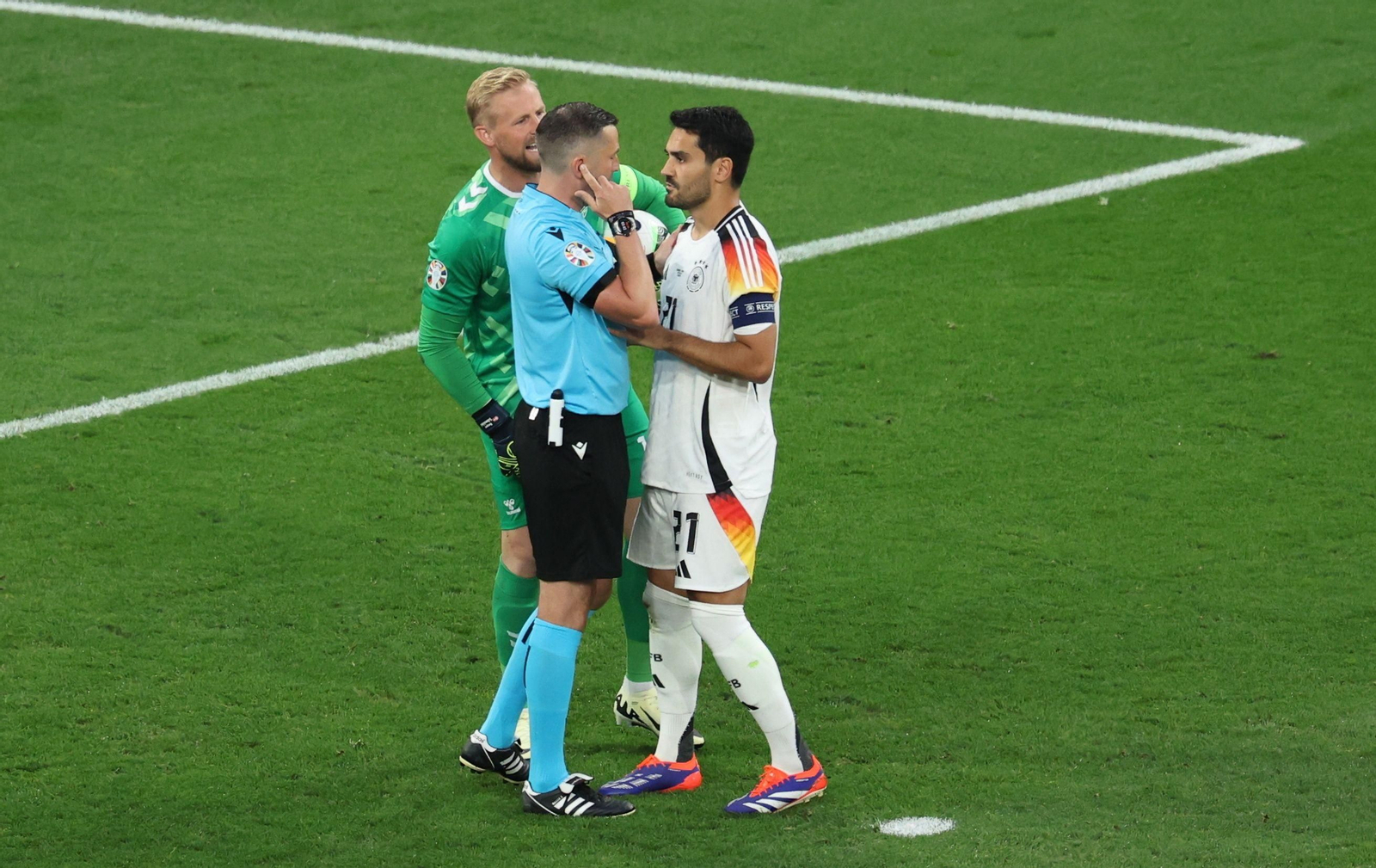 Las mejores fotos del Alemania - Dinamarca