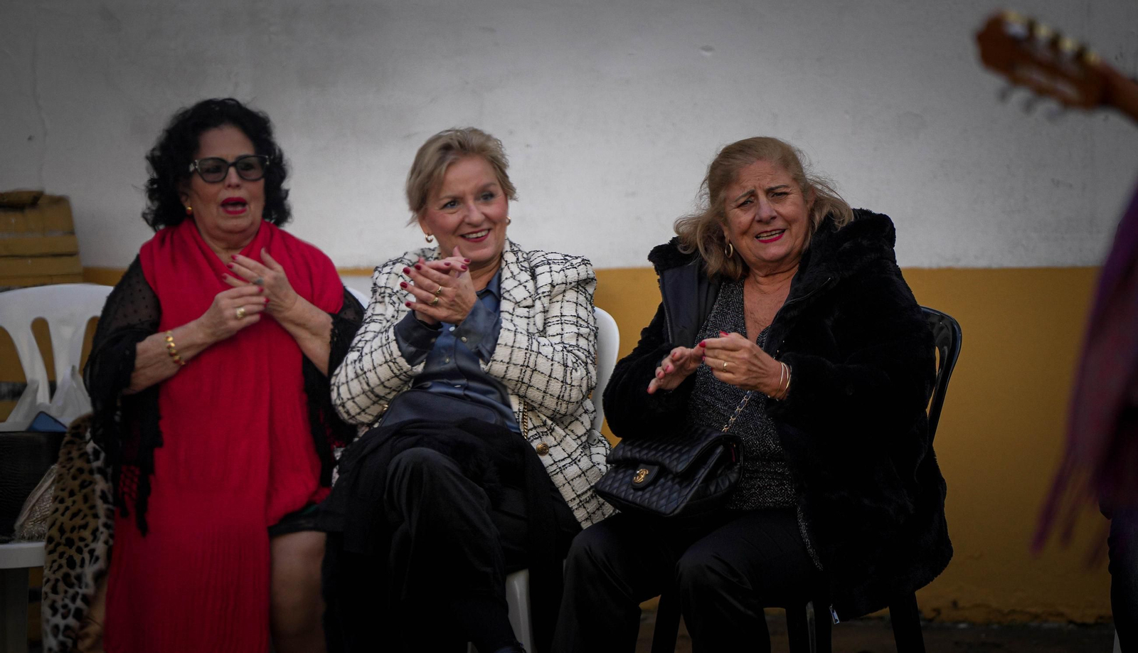 Imágenes de las zambombas del día 5 de diciembre en Jerez