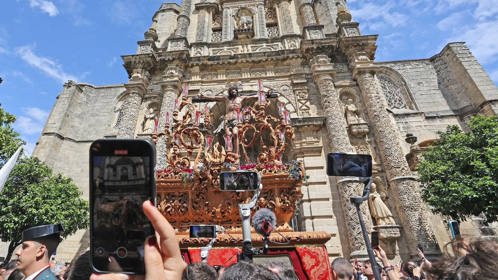Imágenes de la Hermandad de La Sed en el Lunes Santo de Jerez 2025
