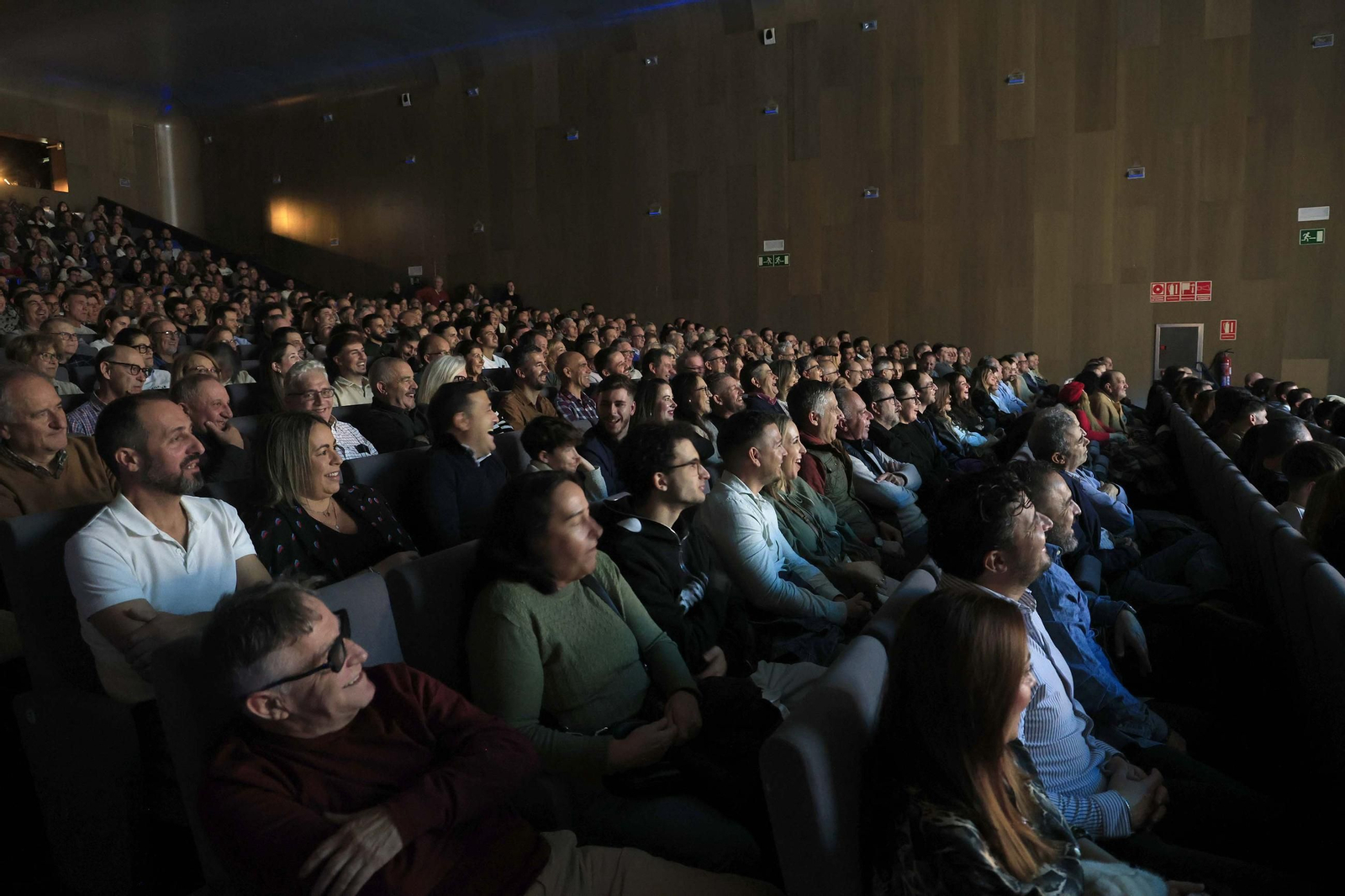 Fotos del espectáculo 'Viaje con nosotros' del Comandante Lara