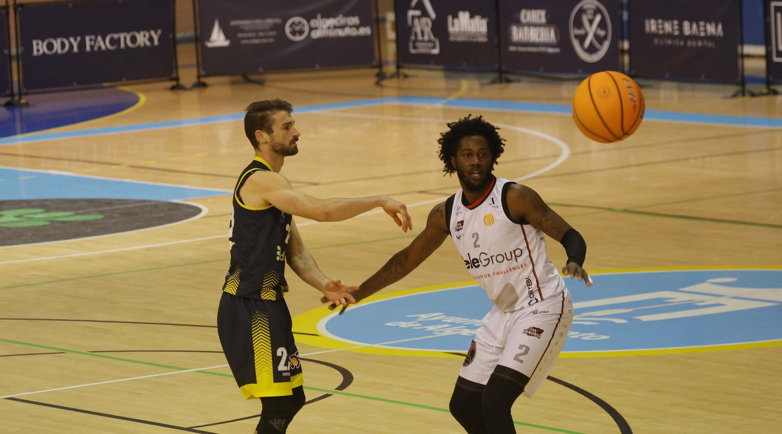 Las fotos del Udea Algeciras - Iraurgi Saski Baloia