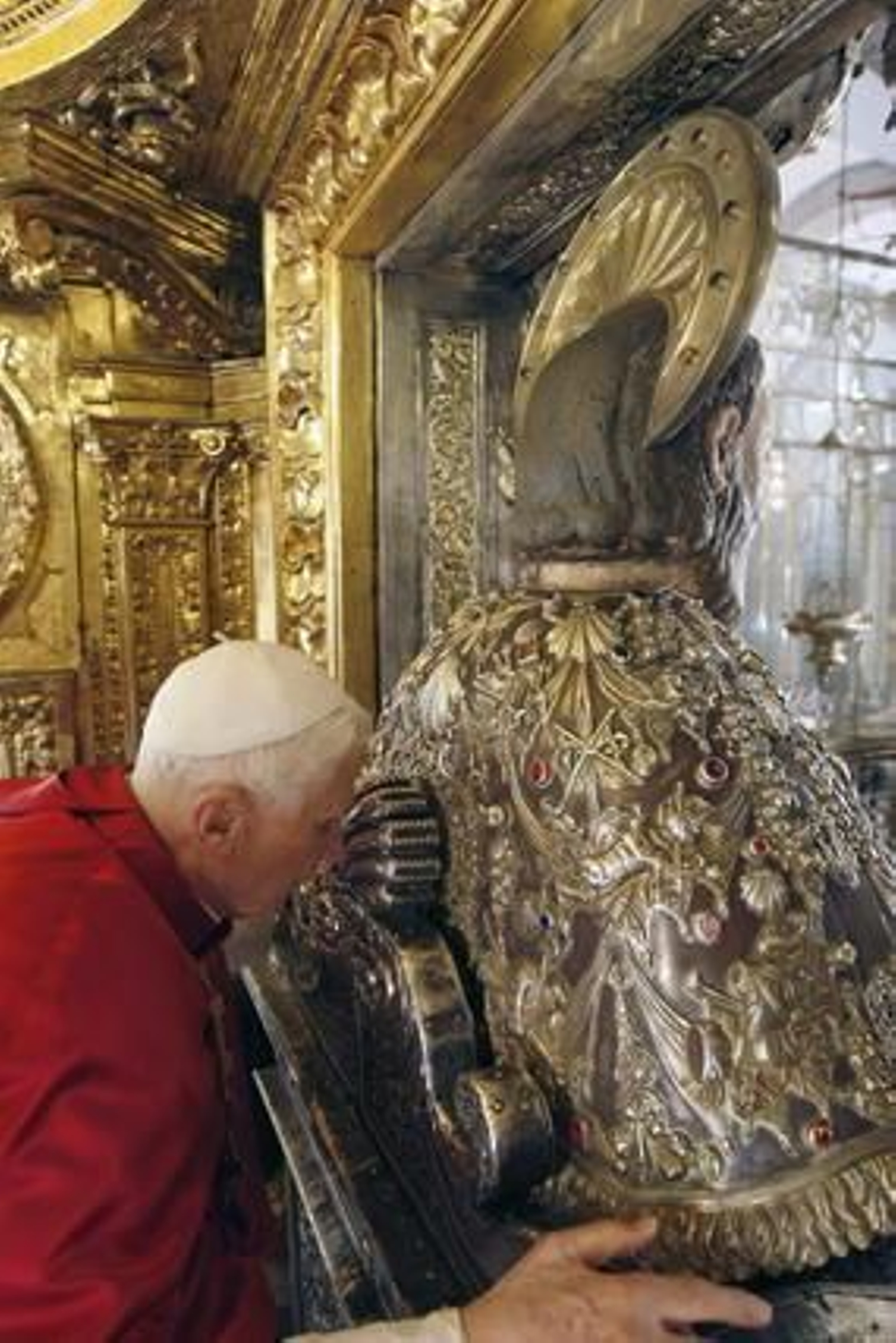 Ratzinger visita Santiago en su segunda visita a España como Pontífice. / EFE