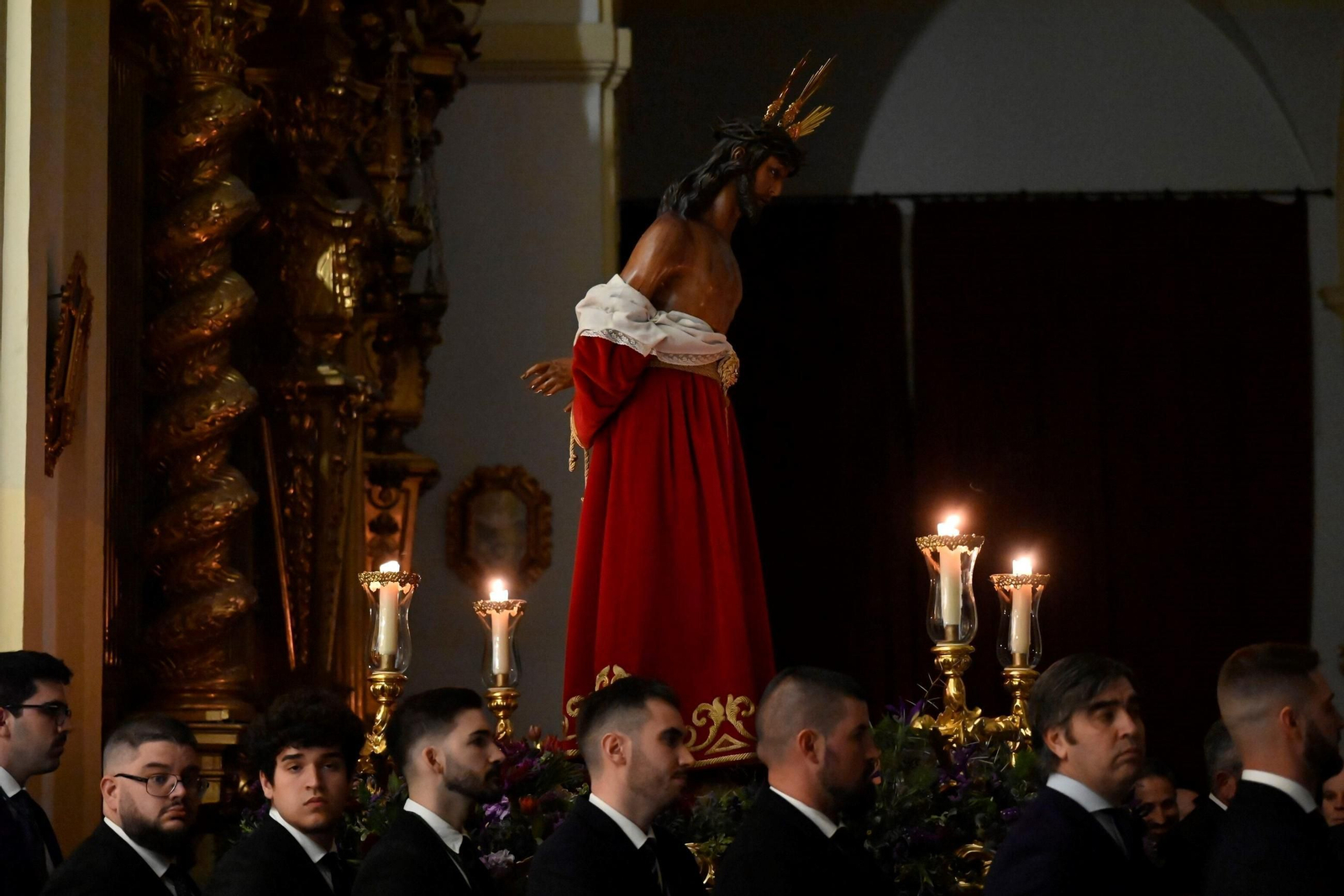 El vía crucios del Señor de las Penas, en imágenes