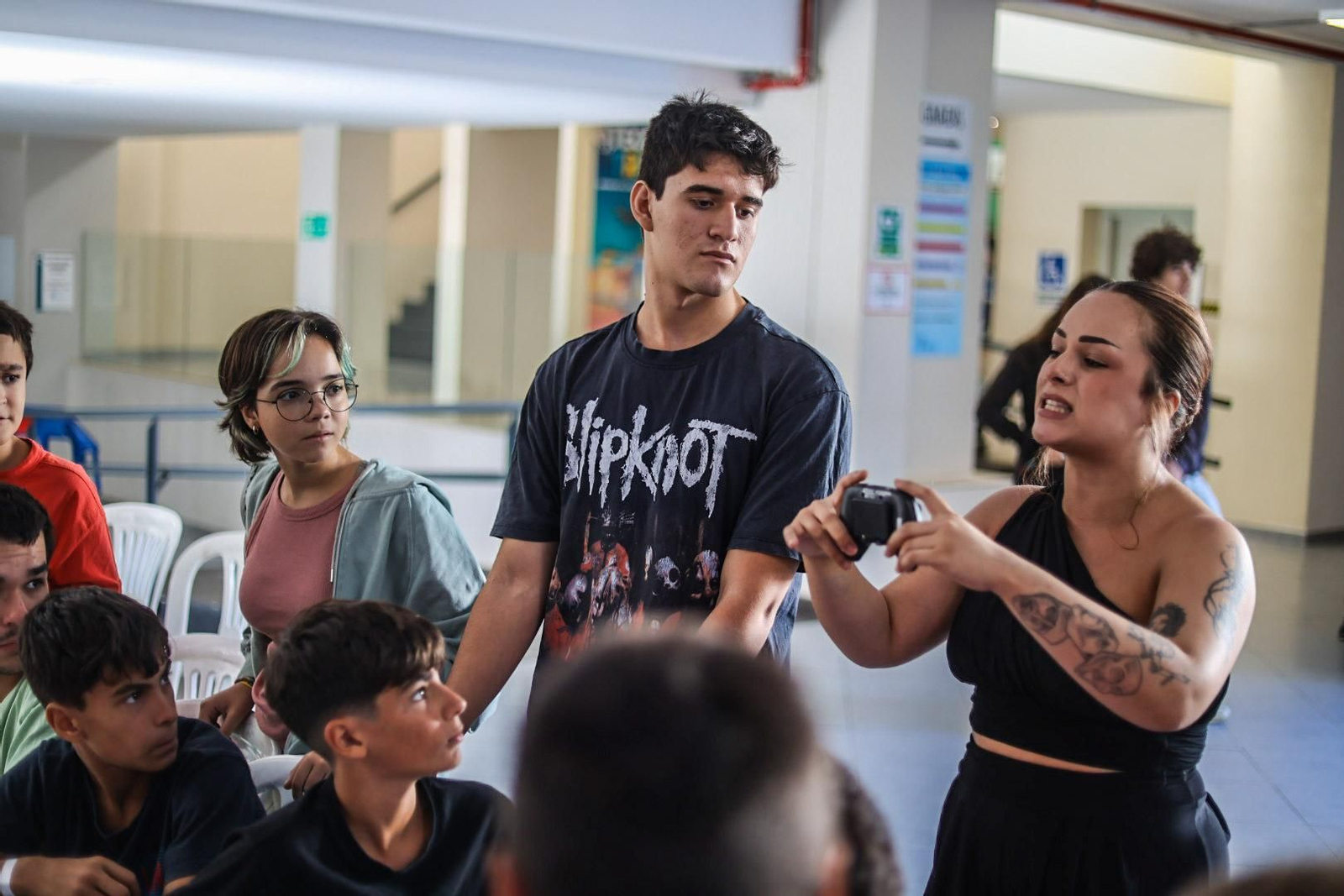 Imágenes del primer campamento Tecnotribu, en el Polideportivo Municipal Diego Lobato