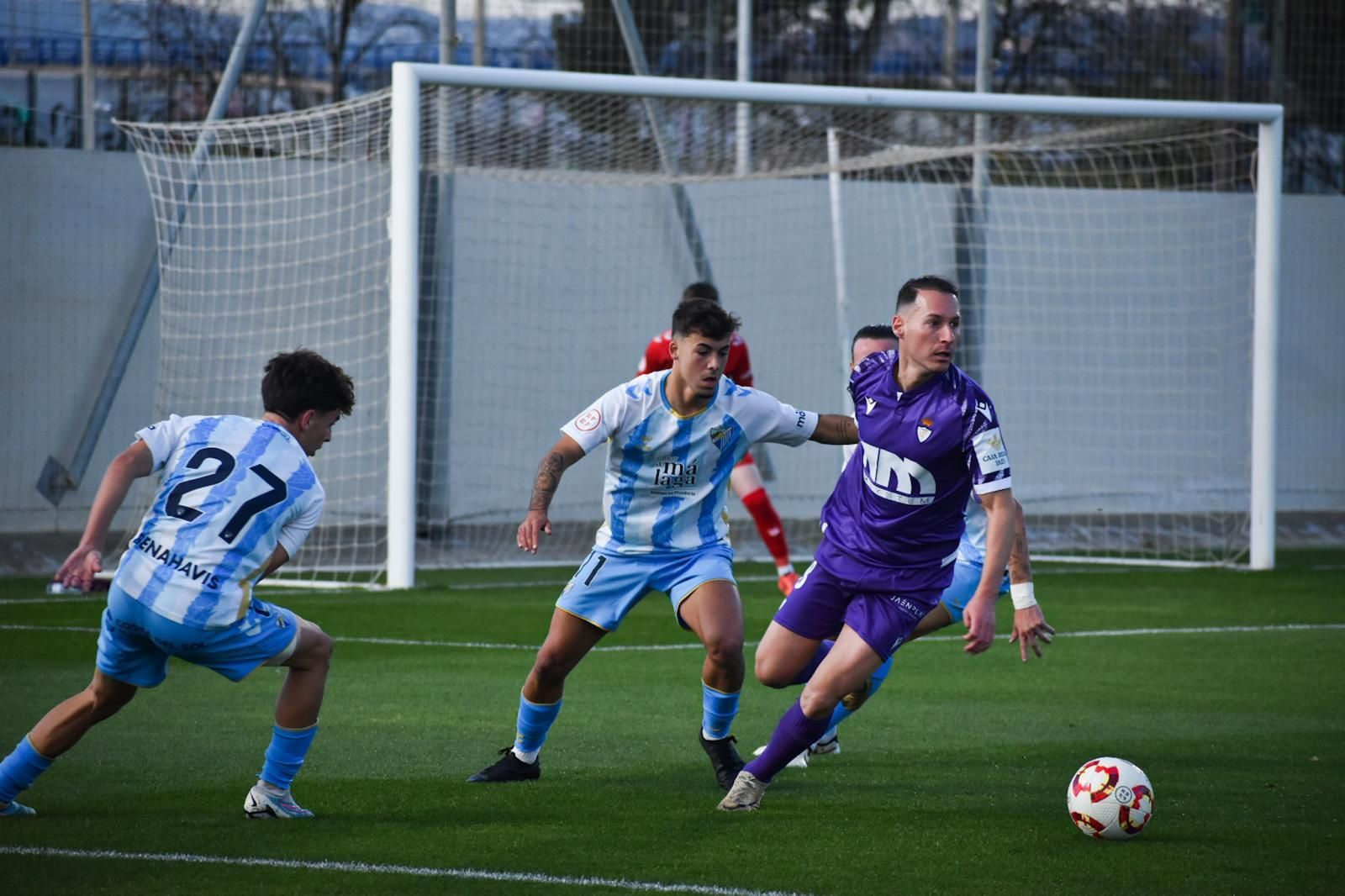 Los fallos defensivos condenaron a los lagartos en tierras malagueñas.