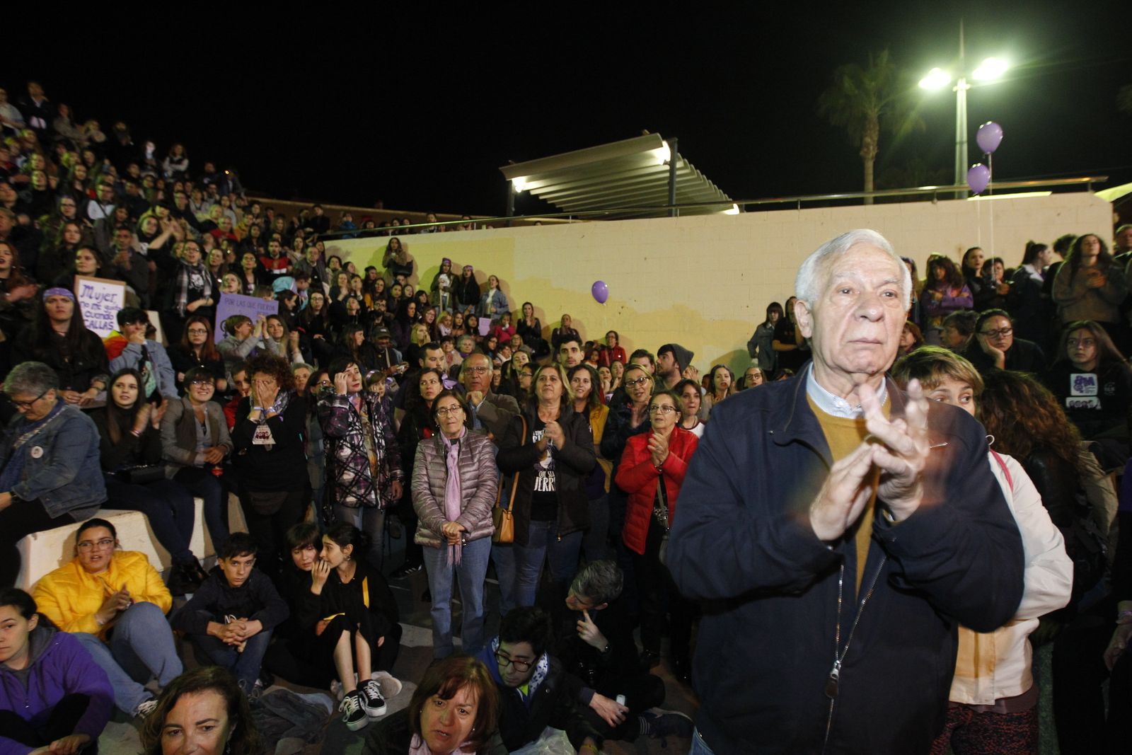 Fotogalería manifestación Día Internacional de la Mujer en Almería