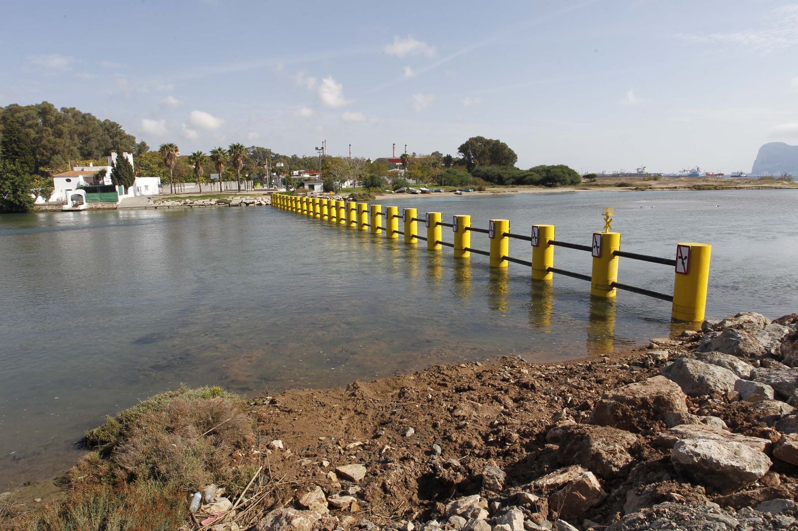 Tres lanchas rápidas requisadas en el Estrecho.