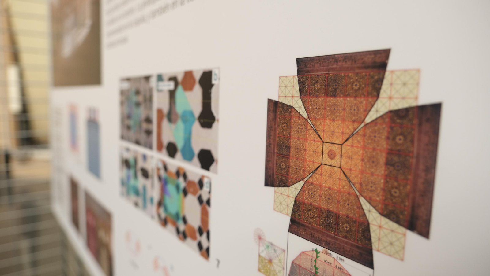 Imágenes de la inauguración de la exposición 'Paseo Matemático Al-Ándalus' en la Universidad de Almería