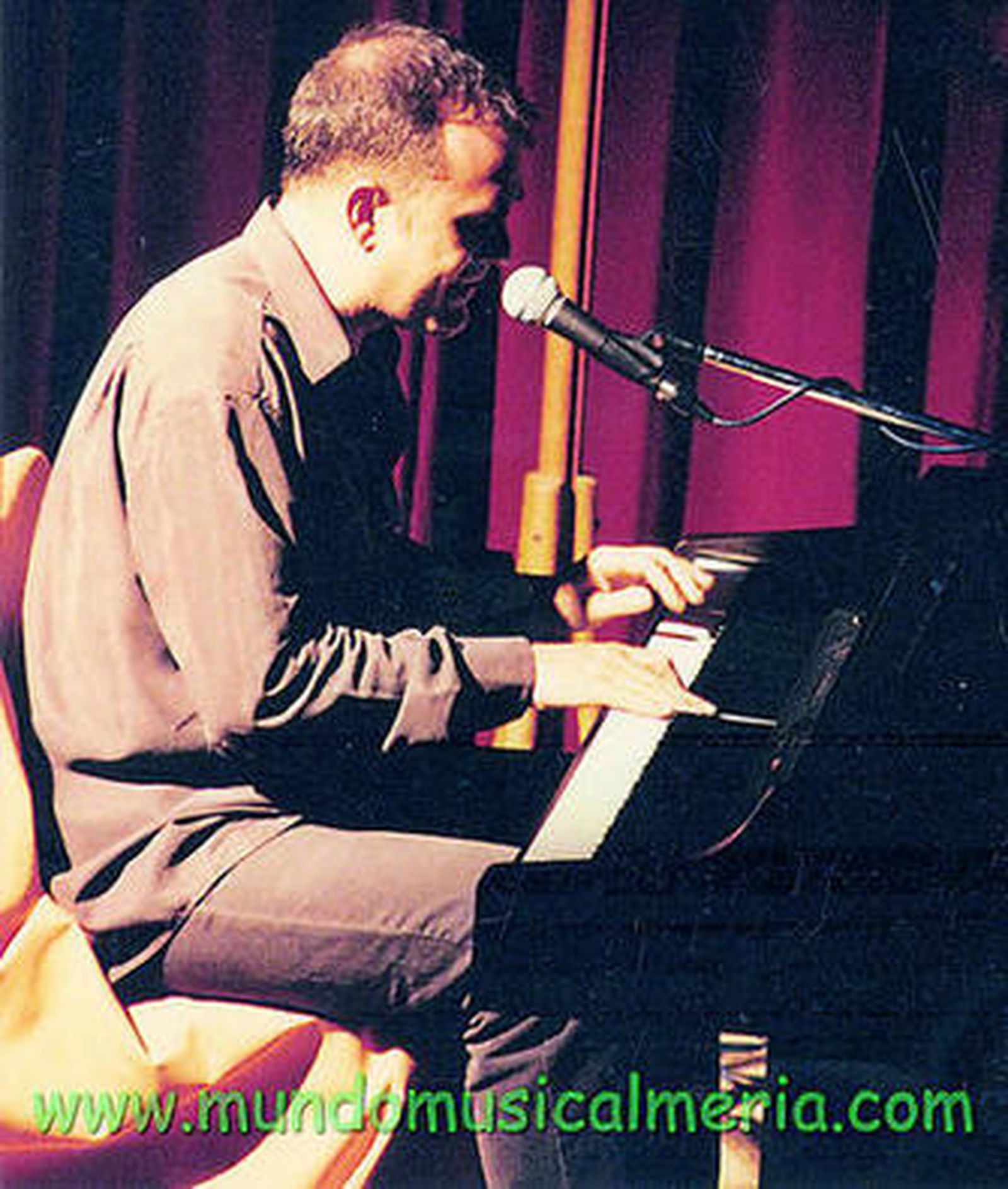 El compositor, en una de sus actuaciones.