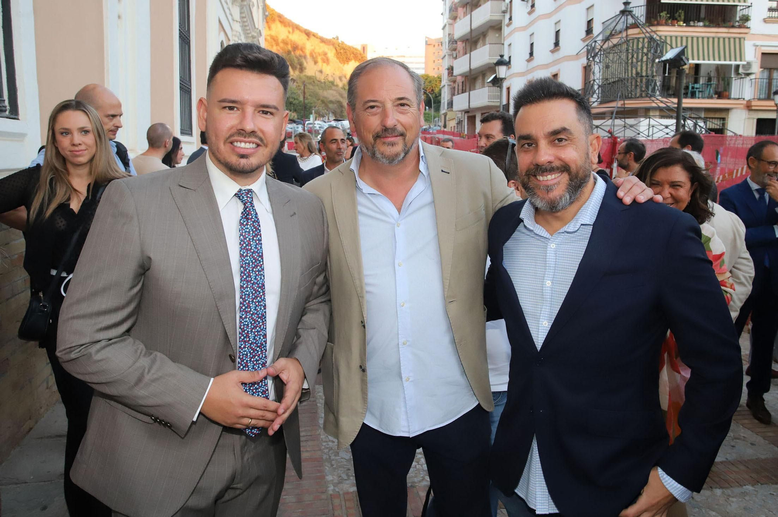 Imágenes de la recepción a los invitados a la gala de los Onubenses del Año