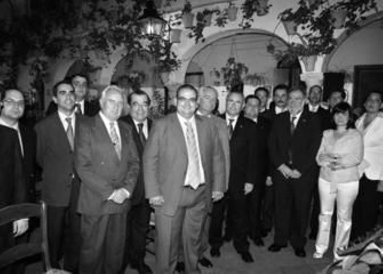 Juan Villalba, junto a los miembros que respaldan su candidatura a la Agrupación de Cofradías.