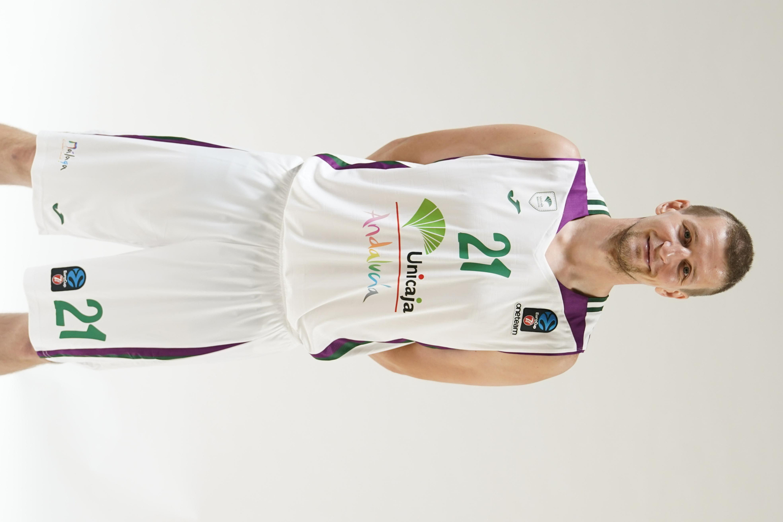 Las fotos de la nueva camiseta del Unicaja