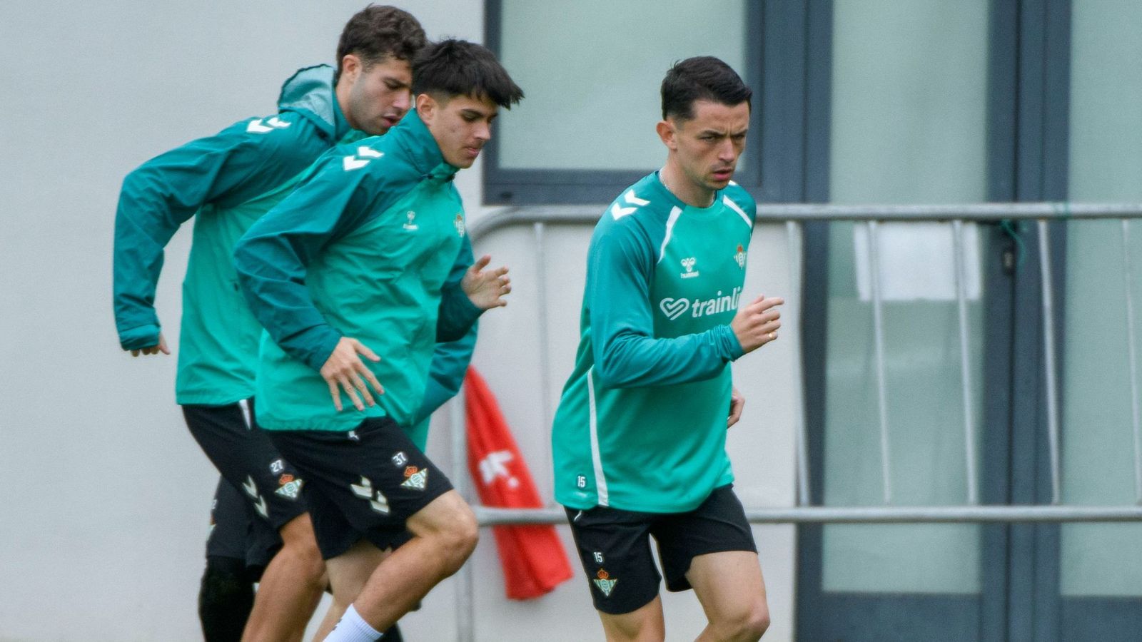 Álvaro Fidalgo, en un entrenamiento reciente con el Betis.
